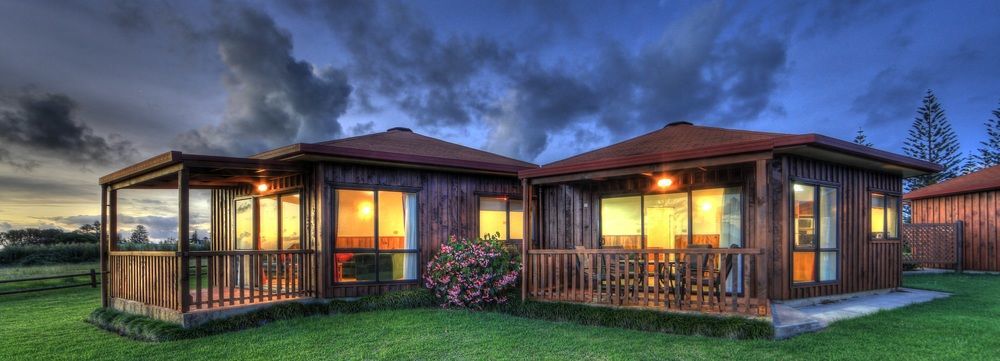 Ocean Breeze Cottages Burnt Pine Exterior photo