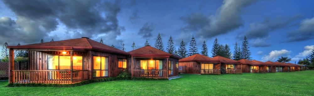 Ocean Breeze Cottages Burnt Pine Exterior photo
